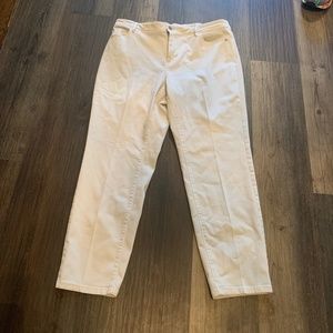 J.jill denim authentic fit slim ankle cream /tan jeans. Worn 3x
